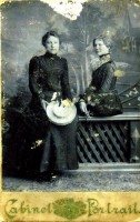 Сёстры Невские: Лидия Евгеньевна, 1876г.р. и Нина Евгеньевна, 1895г.р.